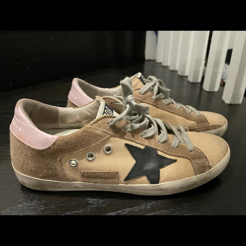Golden goose sneaker sz 39